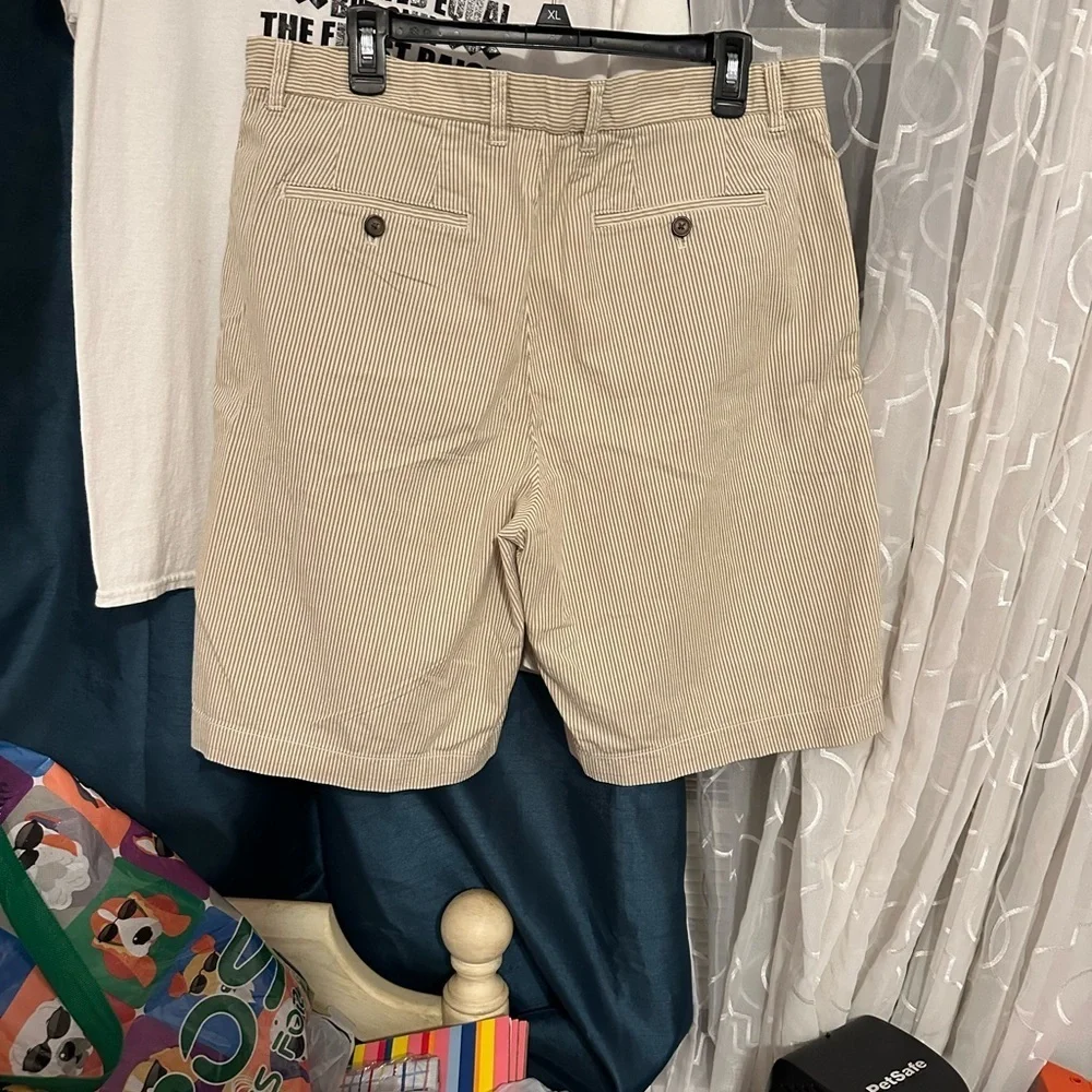 Izod Sport Men’s Casual Tan and  Beige Pinstriped Shorts